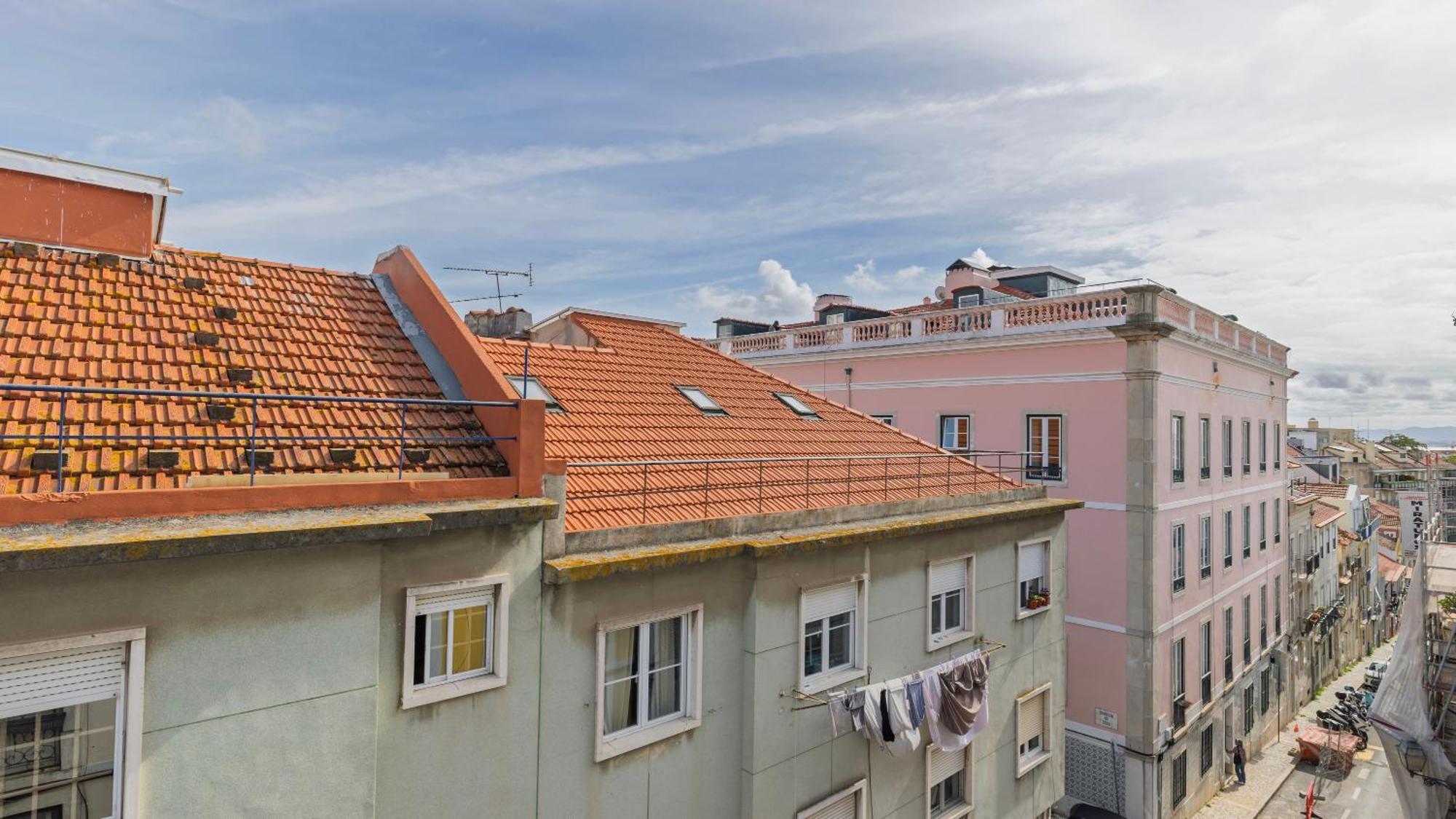 Sunny Design Apt In Praca Das Flores By Lovelystay Lisboa Exterior foto