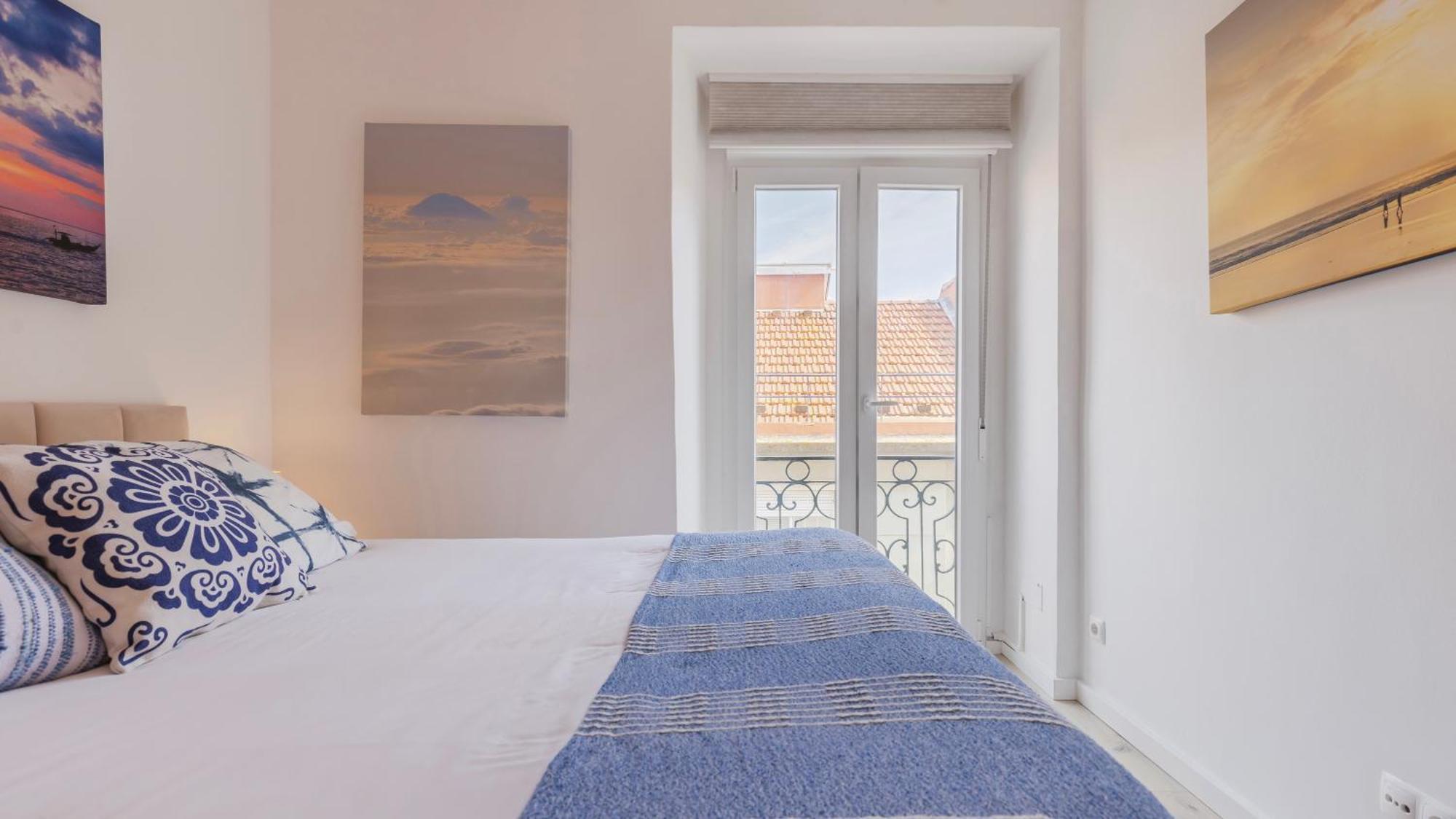 Sunny Design Apt In Praca Das Flores By Lovelystay Lisboa Exterior foto